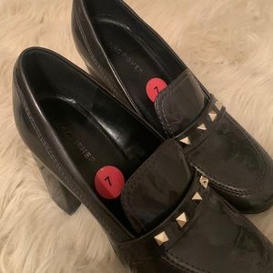 Barely worn Charcoal Gray Pumps! Size 7
